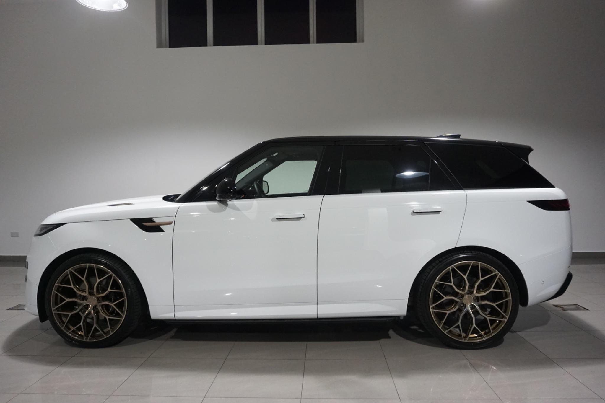 Land Rover Range Rover Sport 3.0 D300 MHEV Dynamic SE Auto 4WD Euro 6 (s/s) 5dr